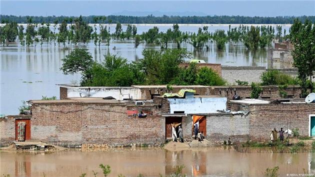شمار قربانیان بارندگی‌های شدید در پاکستان به ۷۱ تن رسید